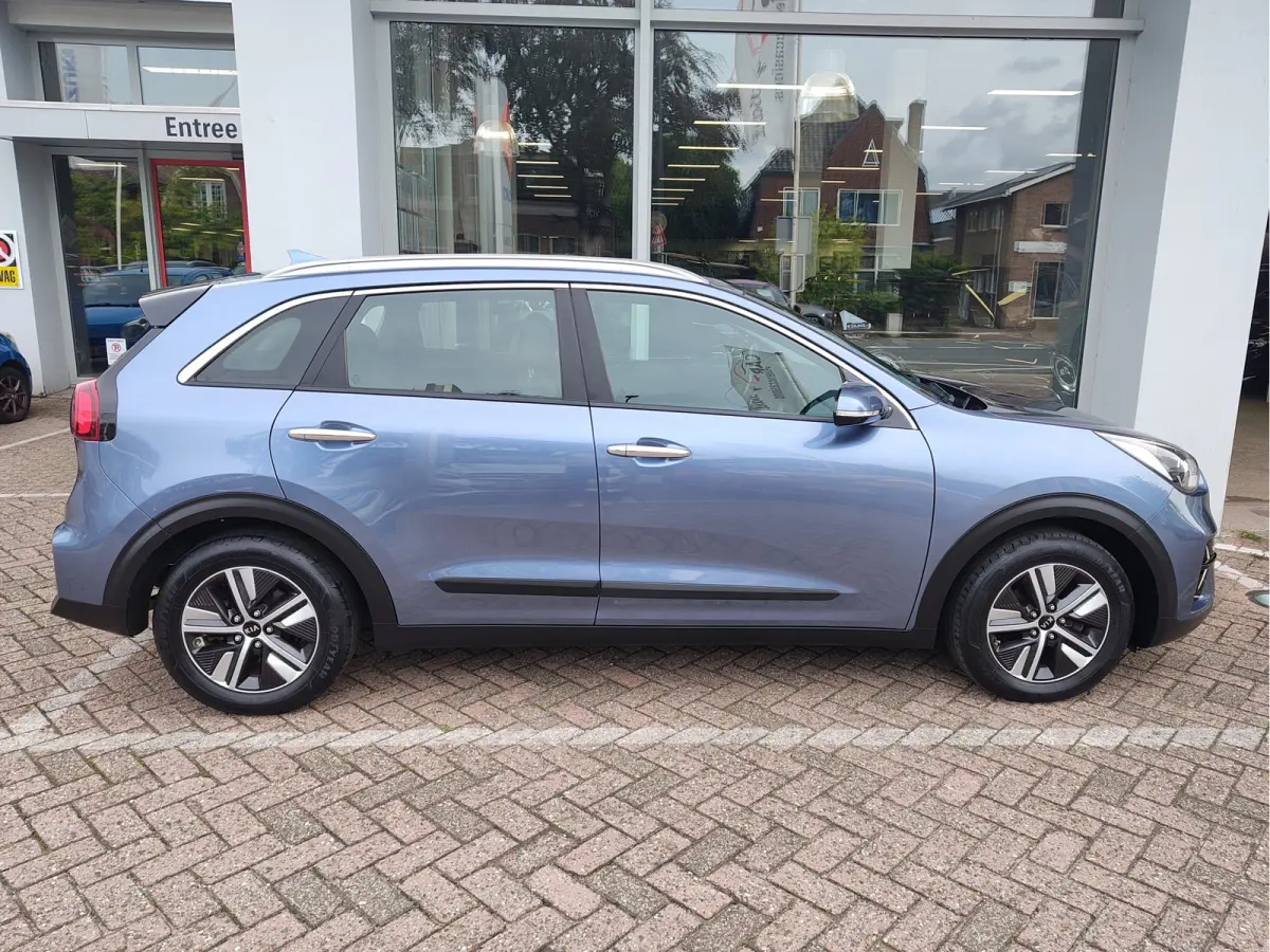 1.6 GDi HYBRID DYNAMIC LINE Navi | Clima | Adaptive Cruise