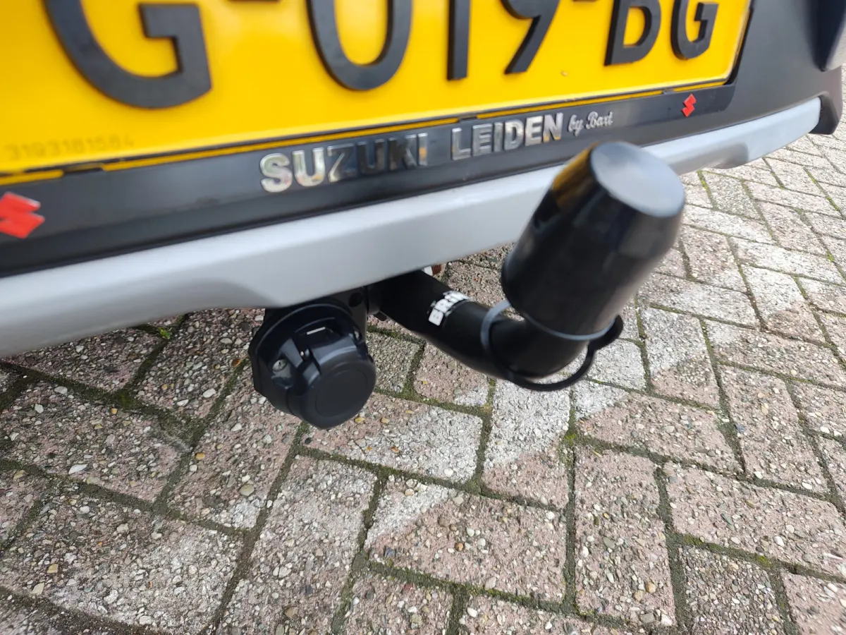 1.6 GDi HYBRID DYNAMIC LINE Navi | Clima | Adaptive Cruise