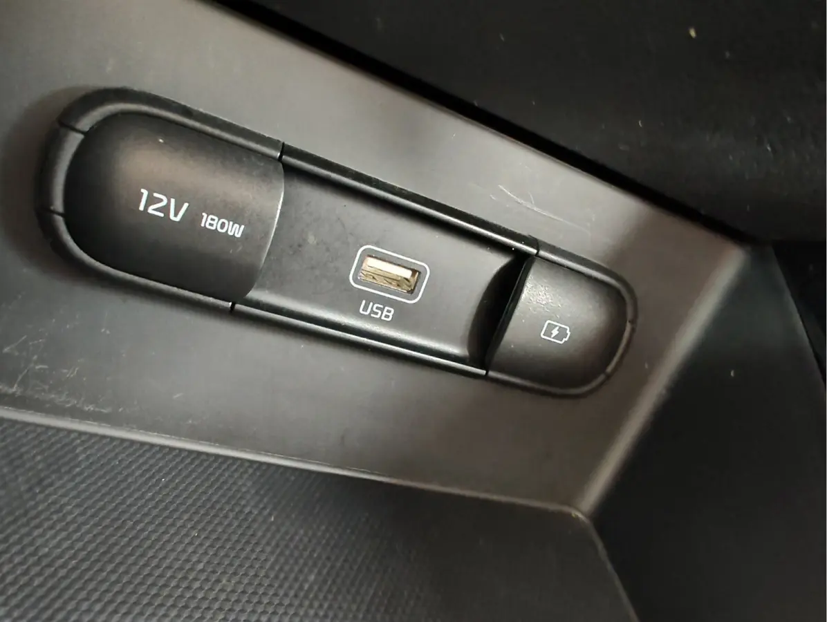 1.6 GDi HYBRID DYNAMIC LINE Navi | Clima | Adaptive Cruise