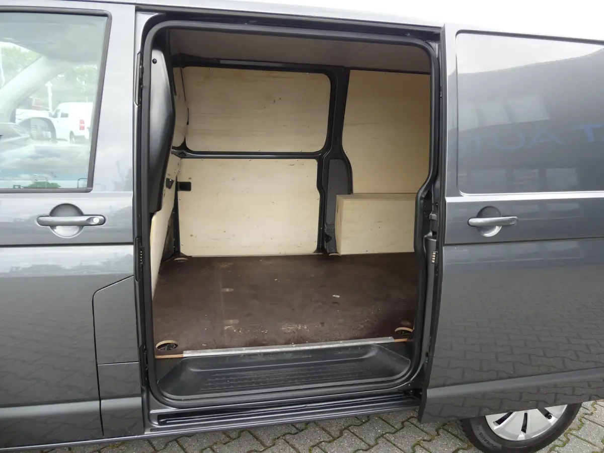 2.0 TDI 150PK DSG L1 / 3P / 2X Schuifdeur / Carplay