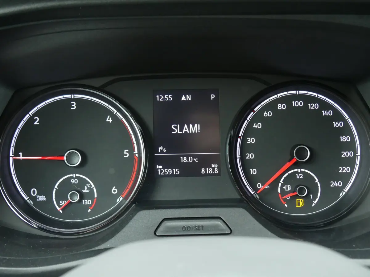 2.0 TDI 150PK DSG L1 / 3P / 2X Schuifdeur / Carplay