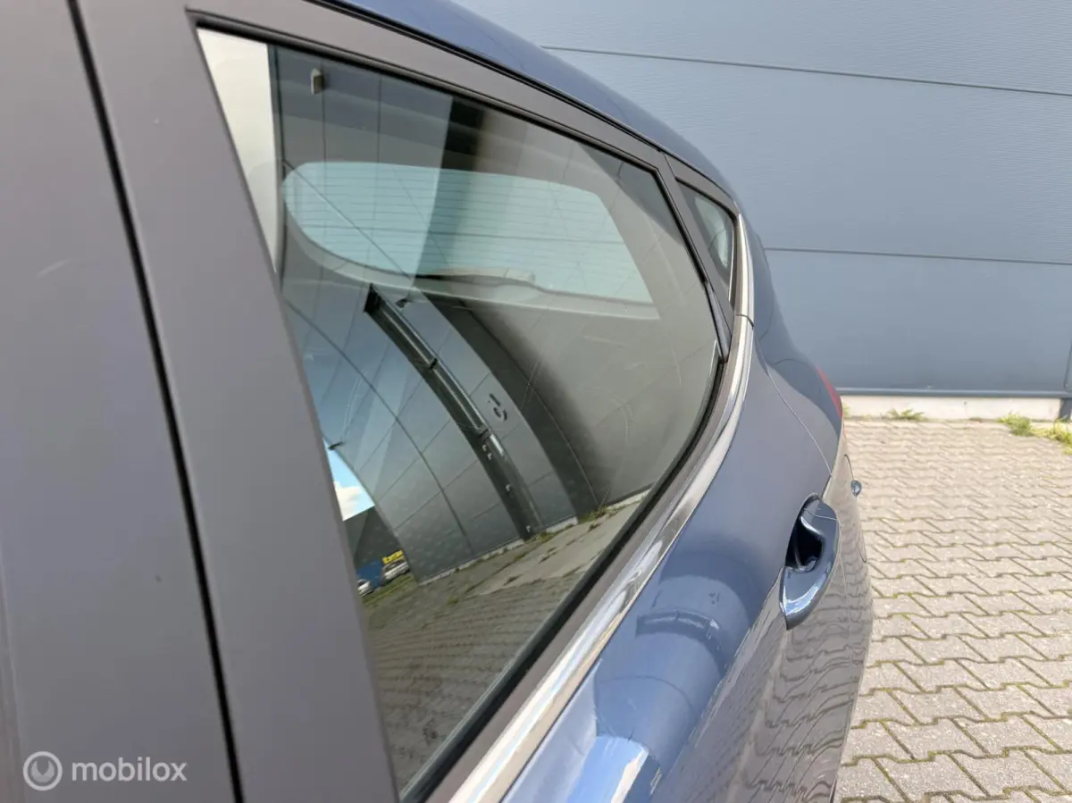 1.0 EcoBoost Titanium | 5-deurs | Blauw Metallic | 09/2021 | NL Auto + NAP