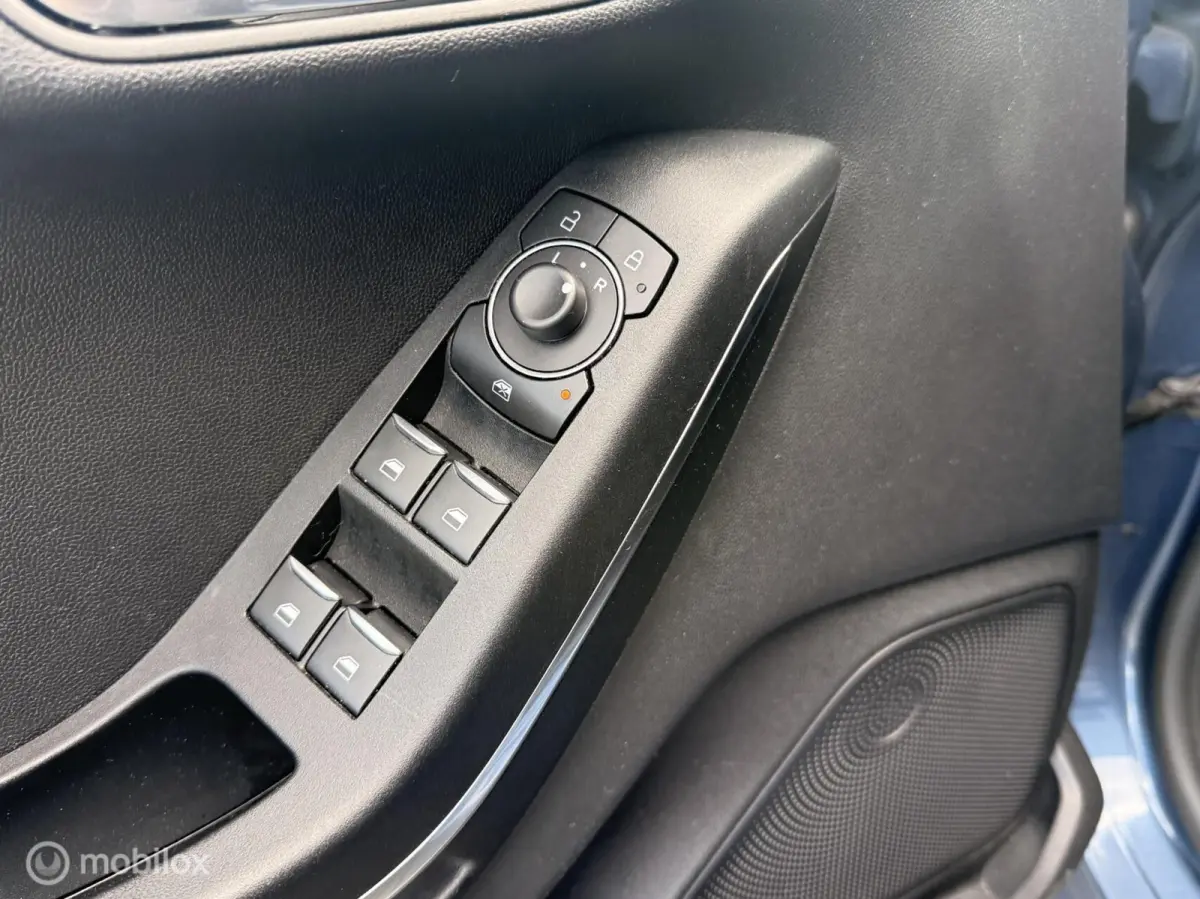 1.0 EcoBoost Titanium | 5-deurs | Blauw Metallic | 09/2021 | NL Auto + NAP