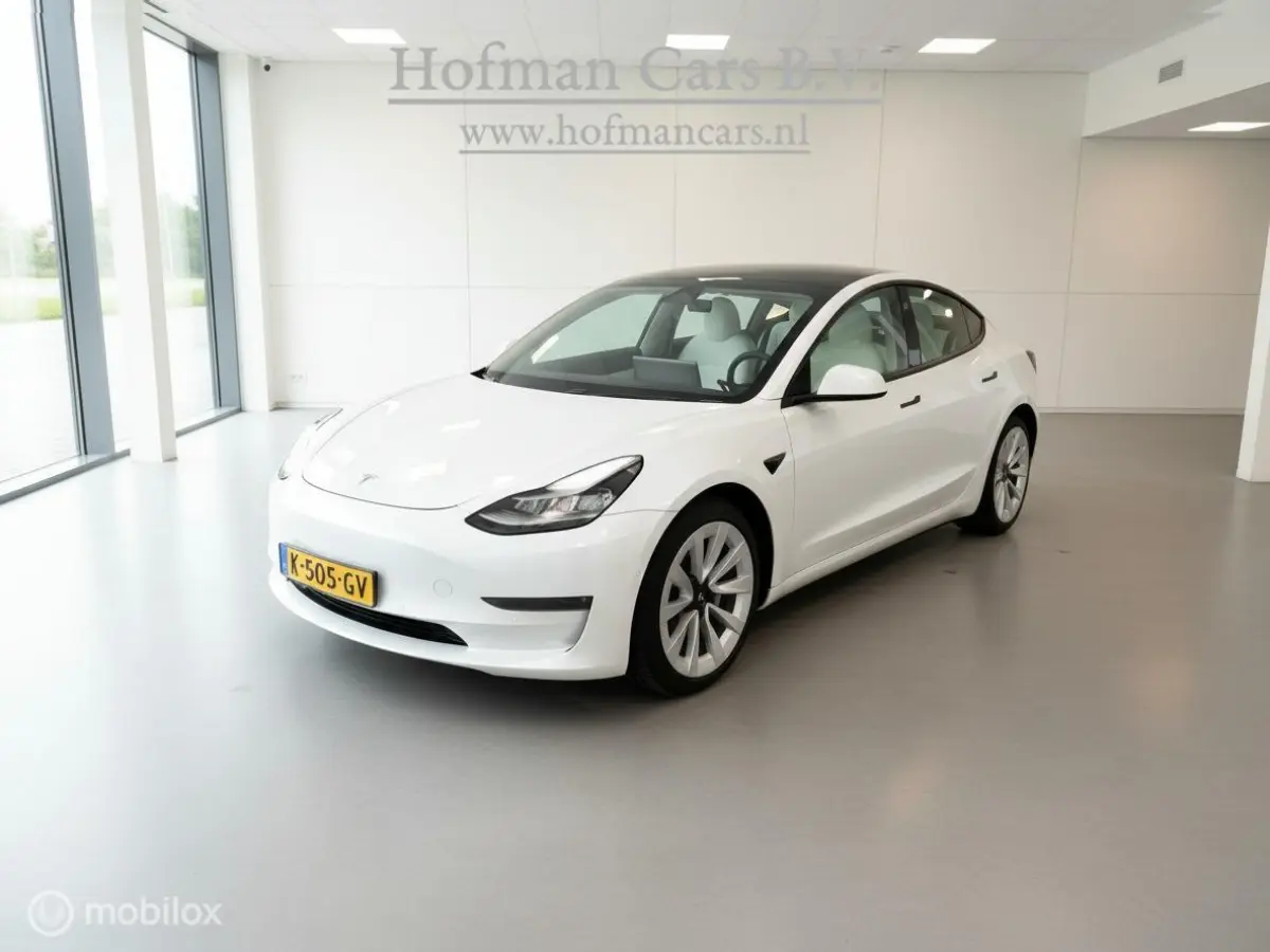 Long Range AWD 75kWh | 351PK | SOH 90% MOBA | Wit Leder | 19” | Incl. BTW