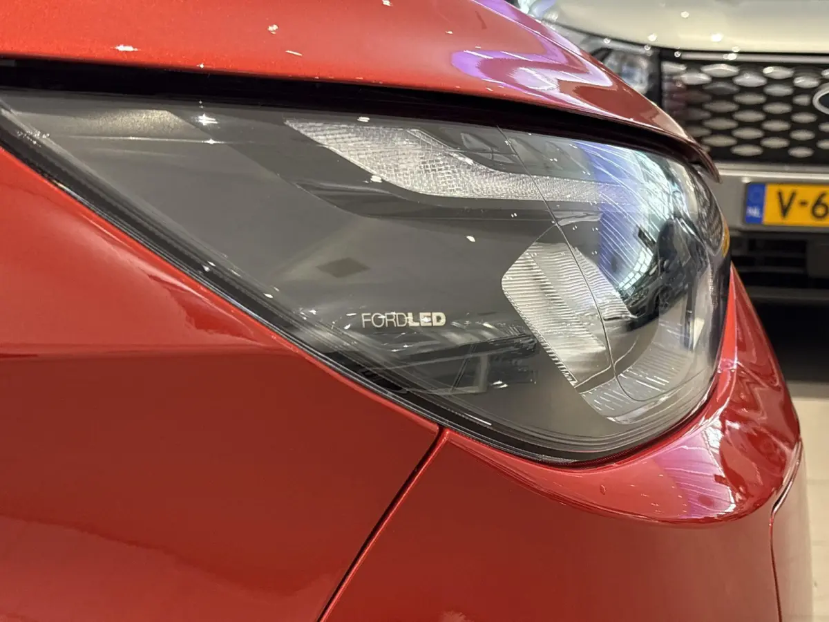 320 2.5 PHEV L2H1 Limited | TREKHAAK | ADAPTIVE CRUISE CONTROL | LM VELGEN | NAVI | CARPLAY | STOEL, STUUR EN VOORRUITVERWARMING |