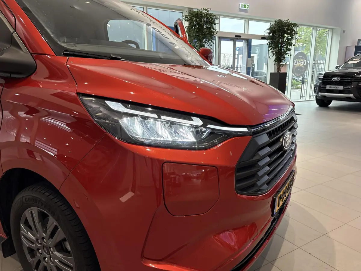 320 2.5 PHEV L2H1 Limited | TREKHAAK | ADAPTIVE CRUISE CONTROL | LM VELGEN | NAVI | CARPLAY | STOEL, STUUR EN VOORRUITVERWARMING |