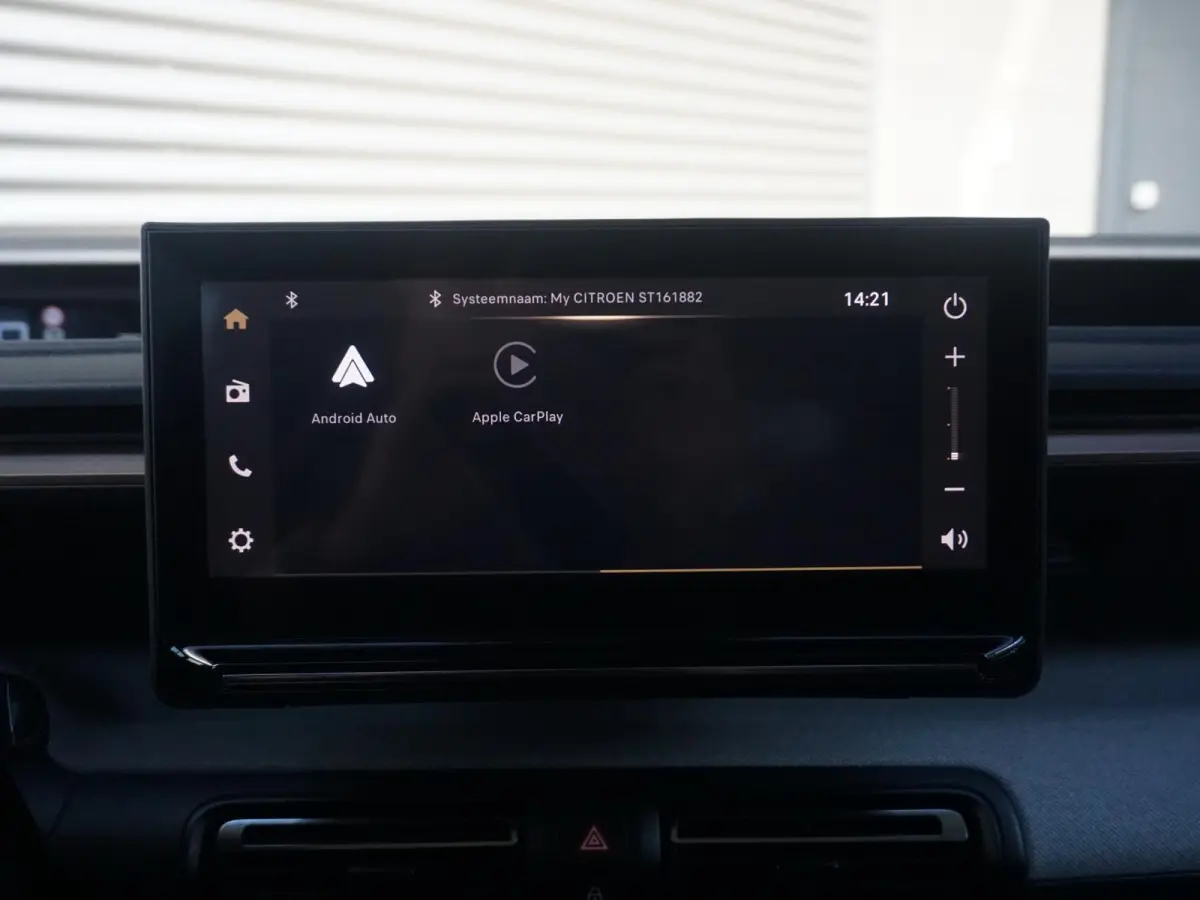1.2 Hybrid 145pk Plus Climate control