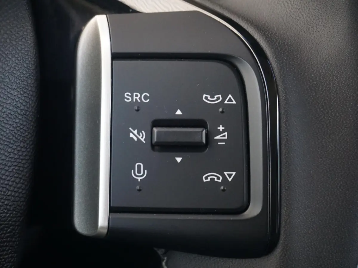1.2 Hybrid 145pk Plus Climate control