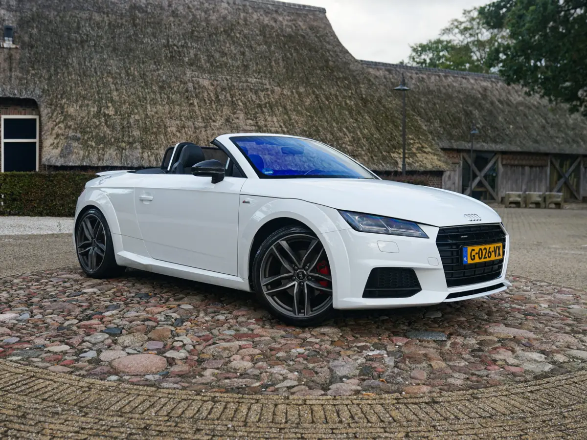 1.8 TFSI Pro Line S l LED l CarPlay l Stage 2 l 3 x S-Line