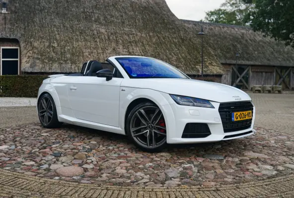 1.8 TFSI Pro Line S l LED l CarPlay l Stage 2 l 3 x S-Line