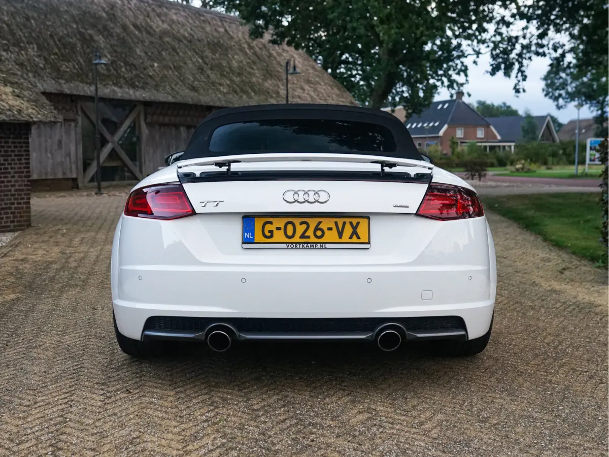 1.8 TFSI Pro Line S l LED l CarPlay l Stage 2 l 3 x S-Line