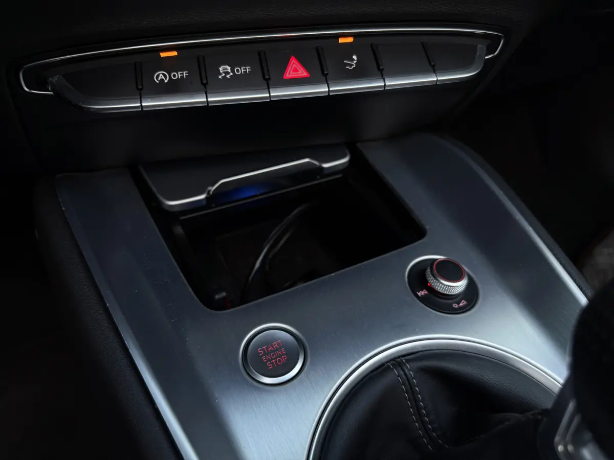 1.8 TFSI Pro Line S l LED l CarPlay l Stage 2 l 3 x S-Line