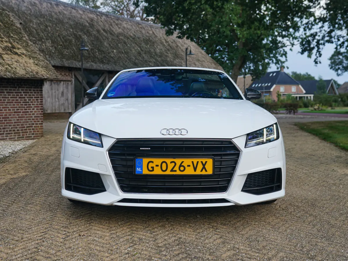 1.8 TFSI Pro Line S l LED l CarPlay l Stage 2 l 3 x S-Line