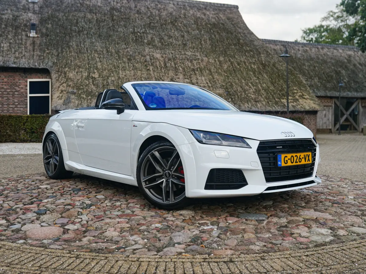 1.8 TFSI Pro Line S l LED l CarPlay l Stage 2 l 3 x S-Line