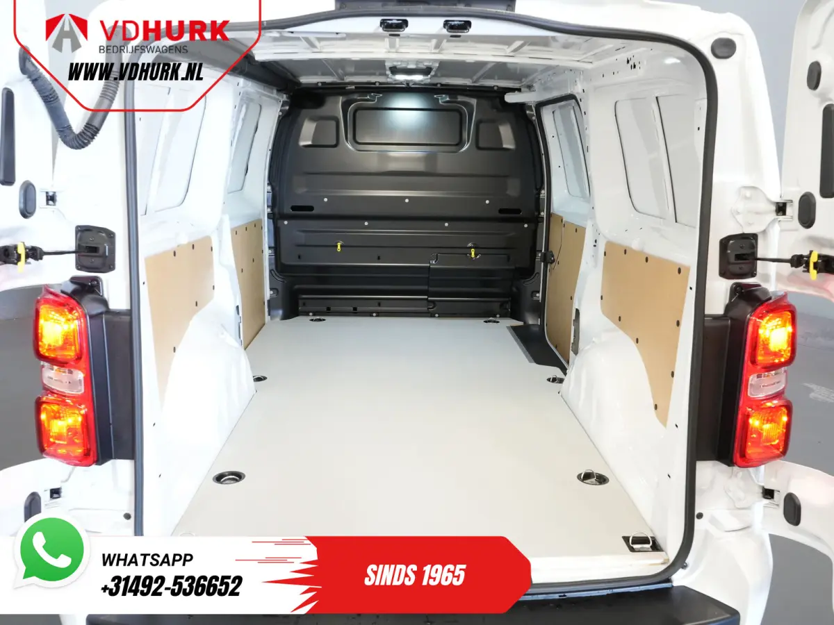 L3 75 kWh 330km WLTP LED/ Snellader/ Keyless/ Standkachel/ Stuurverw./ Carplay/ Camera/ Climate/ Cruise