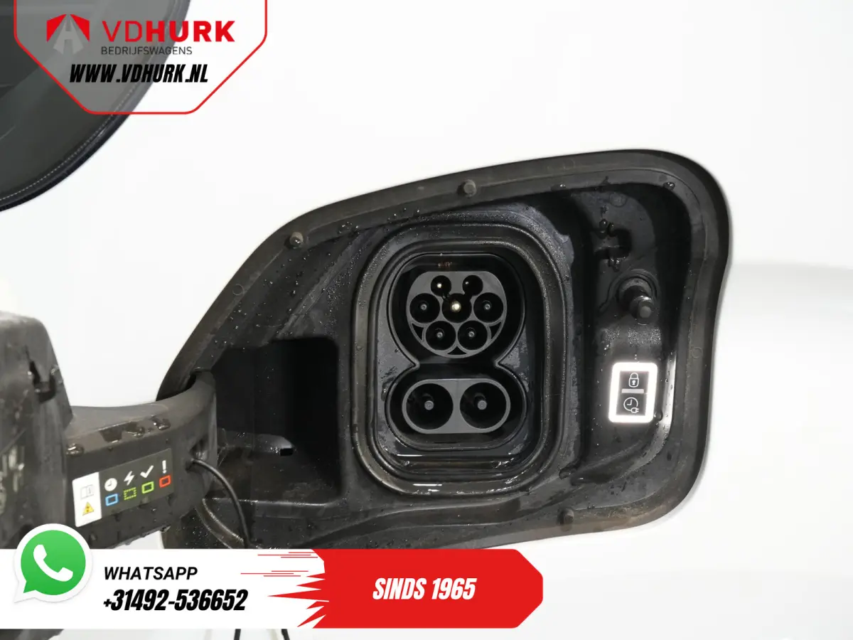 L3 75 kWh 330km WLTP LED/ Snellader/ Keyless/ Standkachel/ Stuurverw./ Carplay/ Camera/ Climate/ Cruise