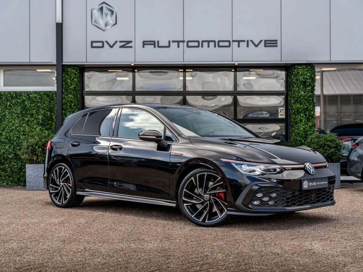 2.0 TSI 245PK DSG GTI | 19" Adelaide | Matrix | Camera | H&K Sound