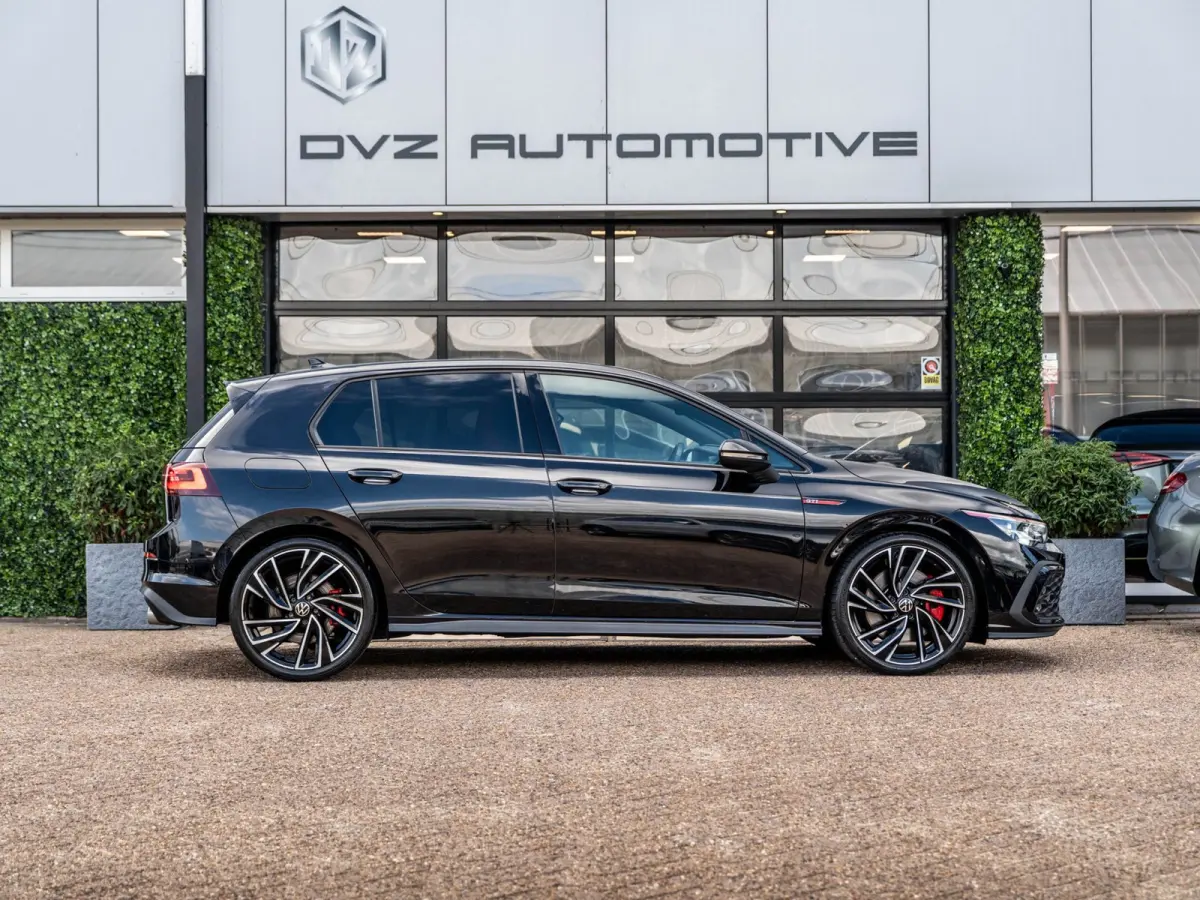 2.0 TSI 245PK DSG GTI | 19" Adelaide | Matrix | Camera | H&K Sound