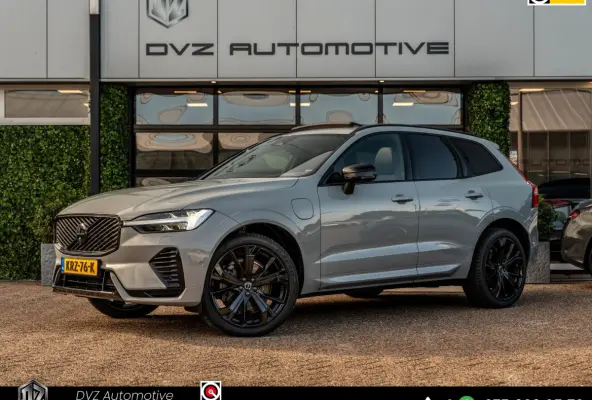 2.0 T6 Plug-in hybrid AWD Plus Black Edition | Pano | SOH 99% | Surround View | Trekhaak | BTW
