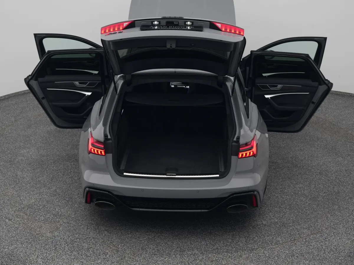 RS 6 TFSi Quattro | PANO | DYNAMIC | 4WS | B&O | SOFTCLOSE | STOELVENTILATIE