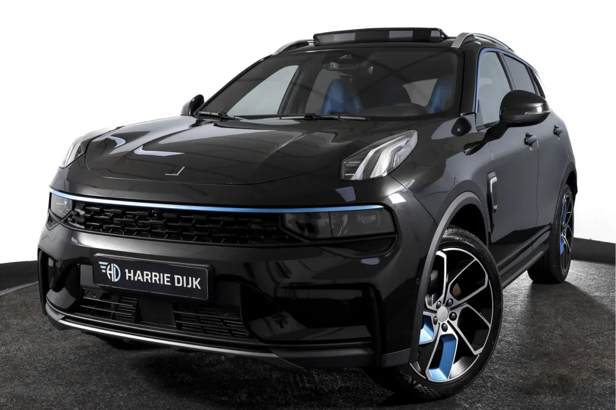 1.5 PHEV 261PK MY23 | Donkere hemel | 360 Camera | 7.4 kWh Boordlader | S/K-panodak | Adapt. Cruise | Memory | Elek. klep | LM 20" | 7733