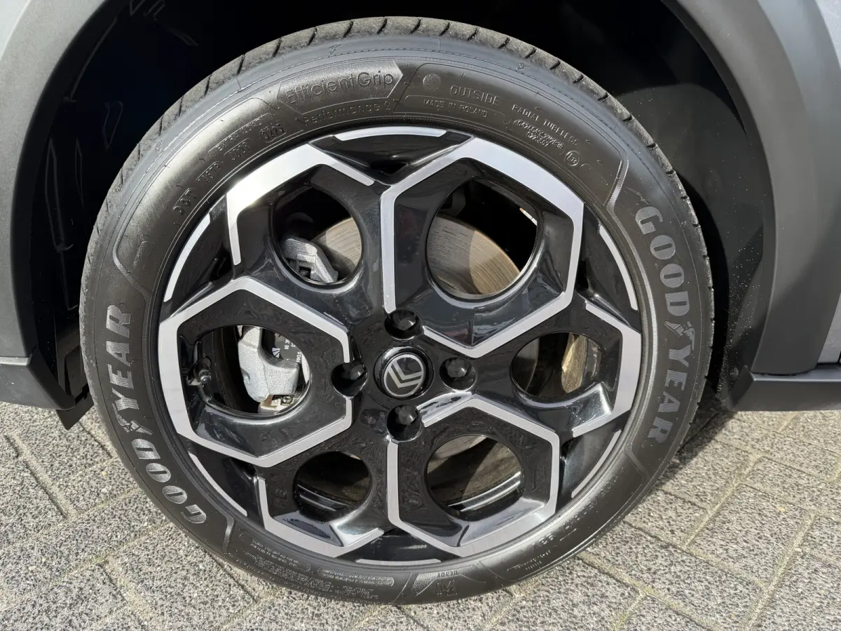 Max 113pk Comfort Range 44 kWh (Camera - Automatische Airco - Navigatie - LED - Apple Carplay - Parkeersensoren achter)