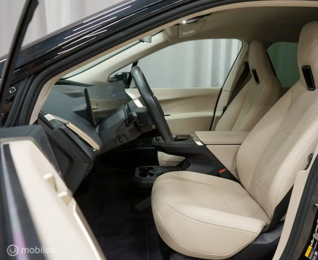 xDrive50 Sport Edition 112 kWh, trekhaak, H/K
