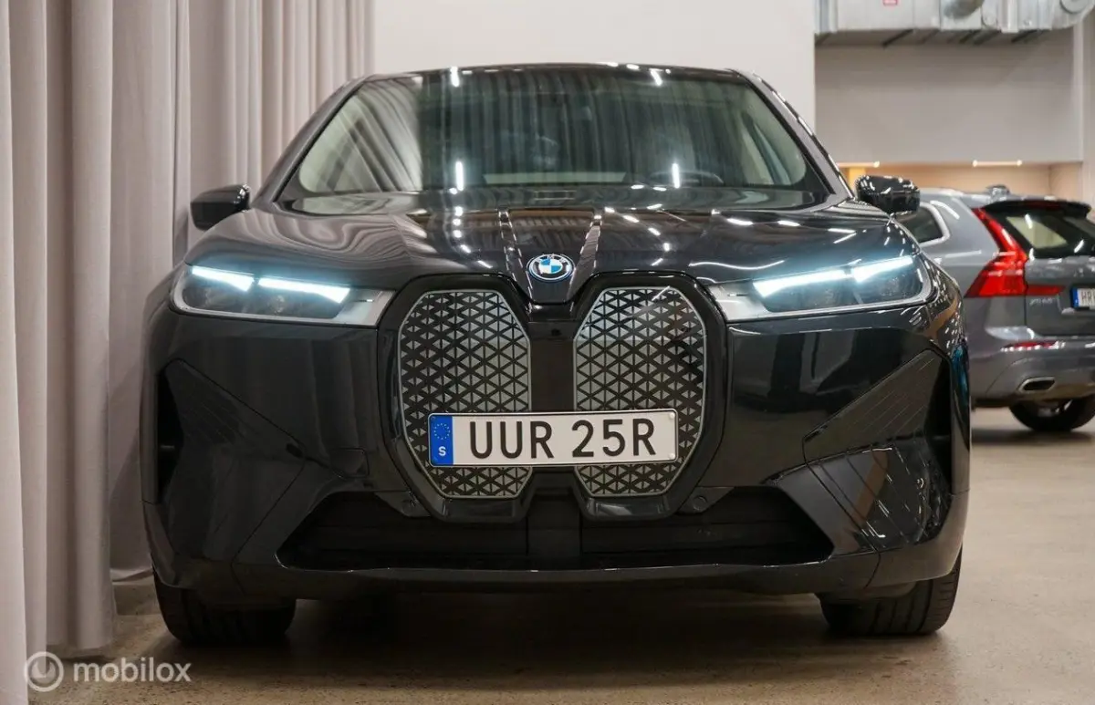 xDrive50 Sport Edition 112 kWh, trekhaak, H/K
