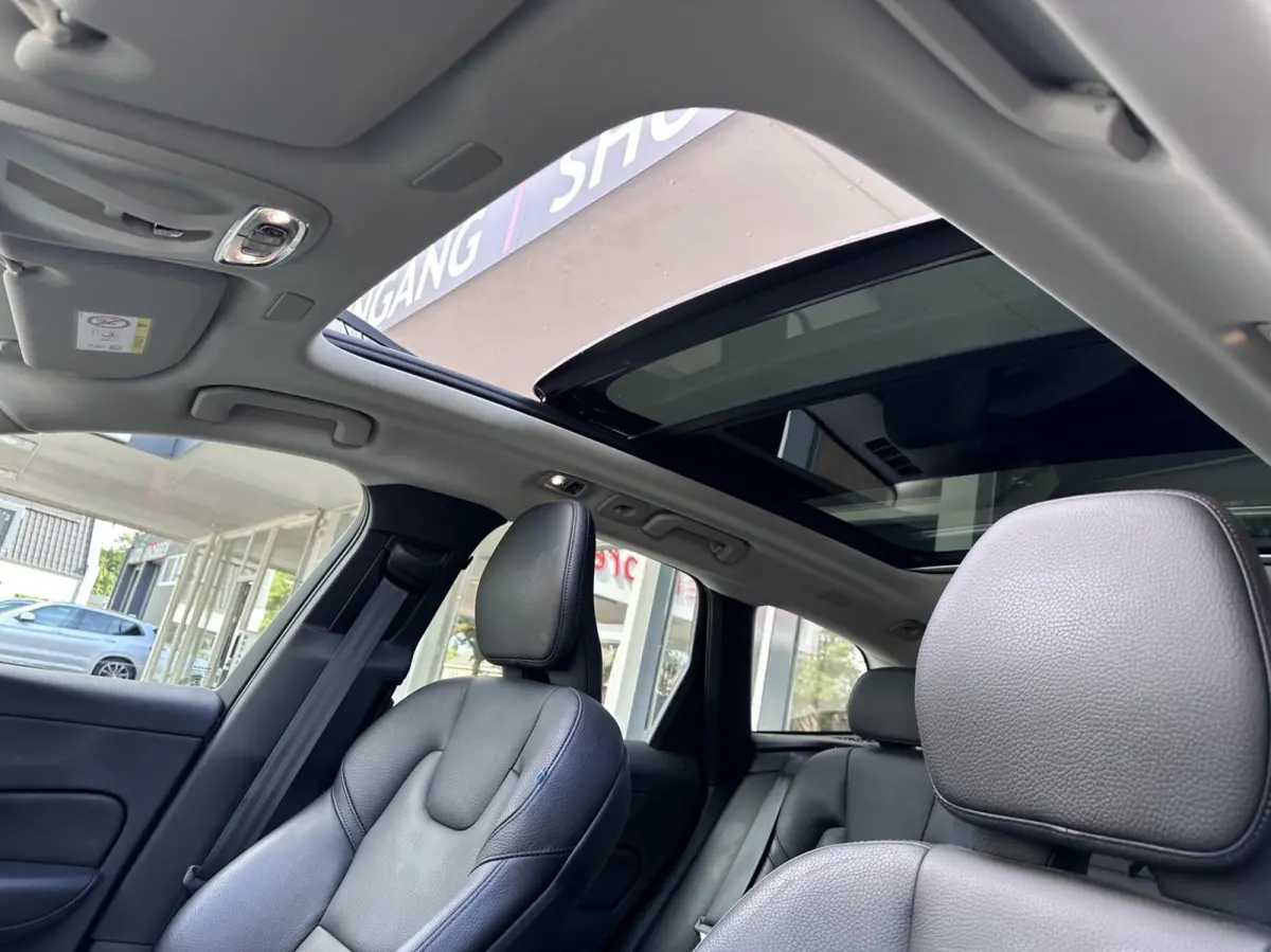 2.0 T6 Plug-in hybrid AWD Inscription Pano, Leer, ACC..