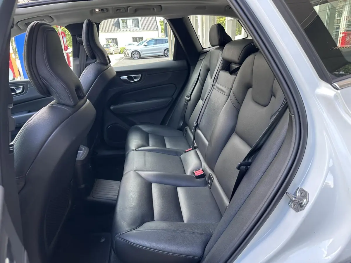 2.0 T6 Plug-in hybrid AWD Inscription Pano, Leer, ACC..