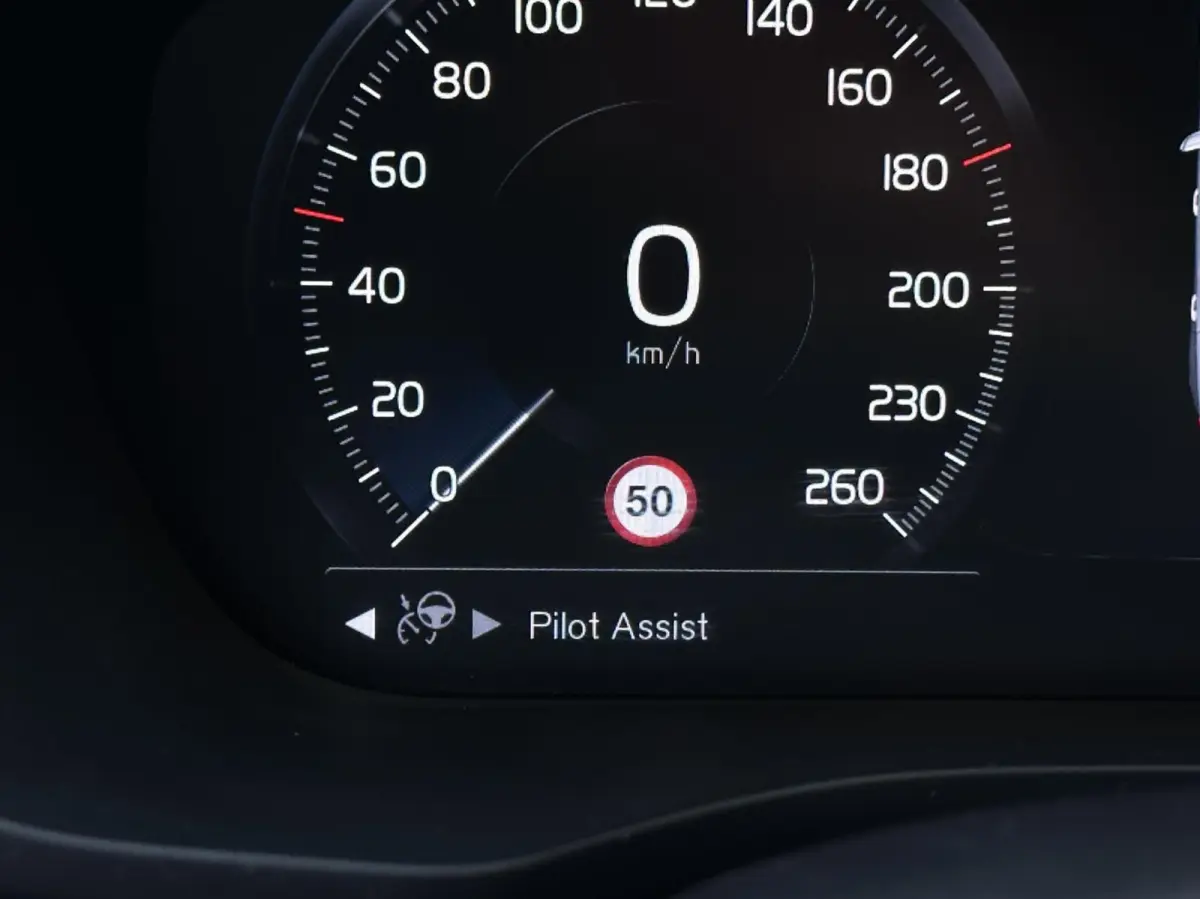 2.0 T6 Plug-in hybrid AWD Inscription Pano, Leer, ACC..