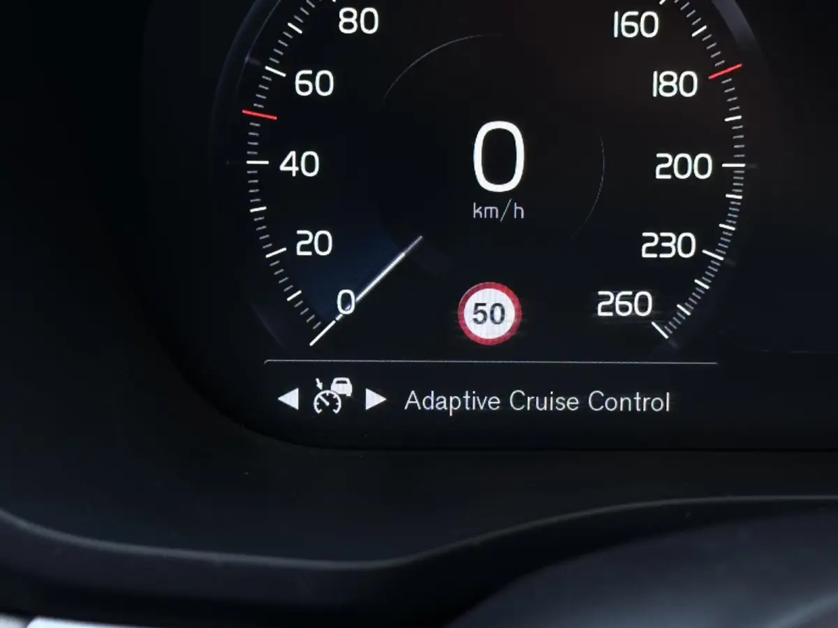 2.0 T6 Plug-in hybrid AWD Inscription Pano, Leer, ACC..