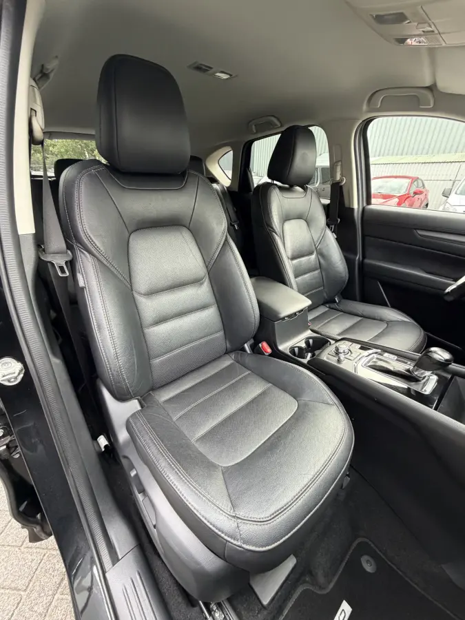 2.0 SkyActiv-G 165 Skylease GT (Trekhaak (2000kg) - Leder incl verwarming/geheugen - Keyless Entry - Parkeersensoren V+A - LED - Bose - 17"incl 4S)