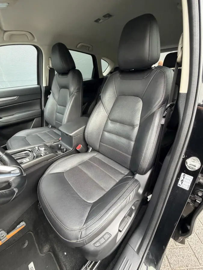 2.0 SkyActiv-G 165 Skylease GT (Trekhaak (2000kg) - Leder incl verwarming/geheugen - Keyless Entry - Parkeersensoren V+A - LED - Bose - 17"incl 4S)