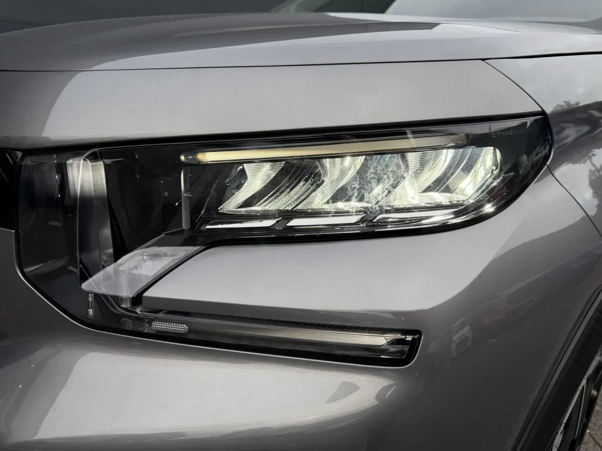 Max 113pk 44 kWh (Trekhaak - Camera - Automatische Airco - Navigatie - Apple Carplay - LED)