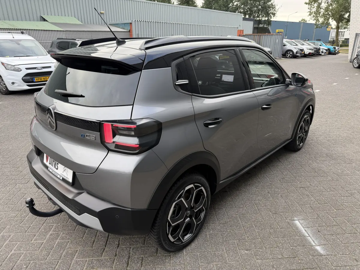 Max 113pk 44 kWh (Trekhaak - Camera - Automatische Airco - Navigatie - Apple Carplay - LED)