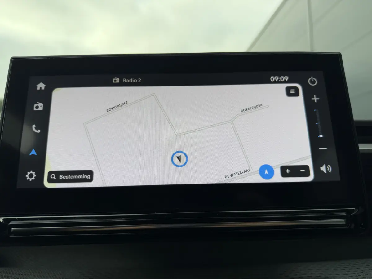 Max 113pk 44 kWh (Trekhaak - Camera - Automatische Airco - Navigatie - Apple Carplay - LED)