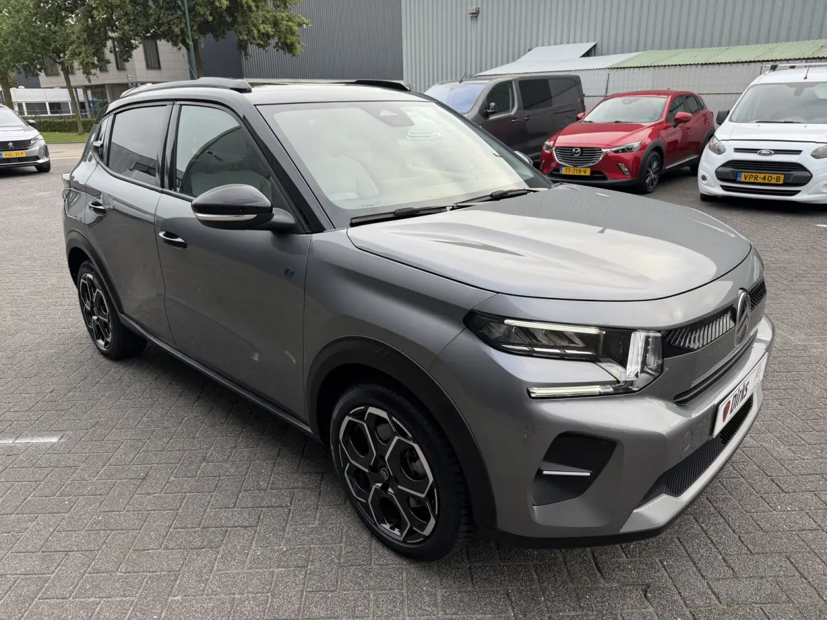Max 113pk 44 kWh (Trekhaak - Camera - Automatische Airco - Navigatie - Apple Carplay - LED)