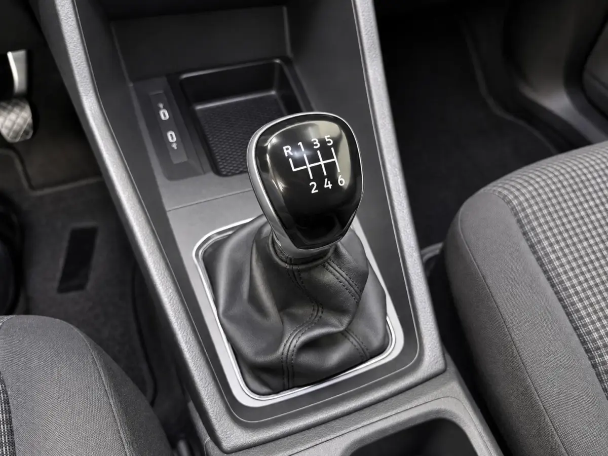 Maxi 2.0 TDI Trend Parkeerhulp Achter Cruise Control Airco Bluetooth Side BarsApp Connect Apple Carplay Android Auto