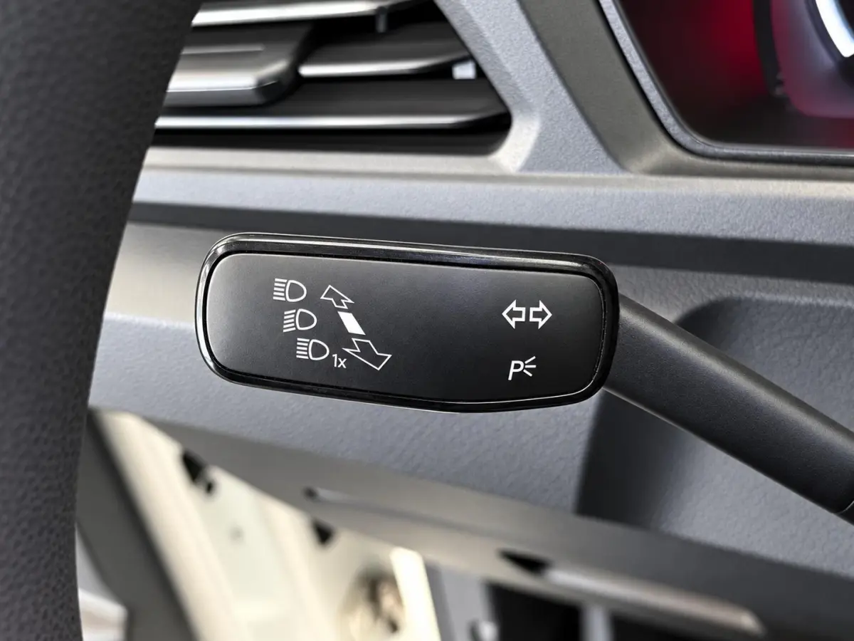 Maxi 2.0 TDI Trend Parkeerhulp Achter Cruise Control Airco Bluetooth Side BarsApp Connect Apple Carplay Android Auto