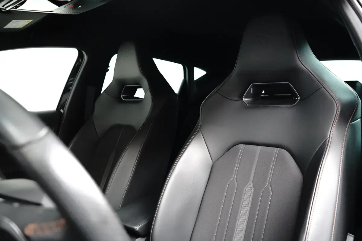 1.4 e-Hybrid 204 pk Essential 6-DSG | Apple Carplay | Parkeersensoren | Cruise control adaptief |