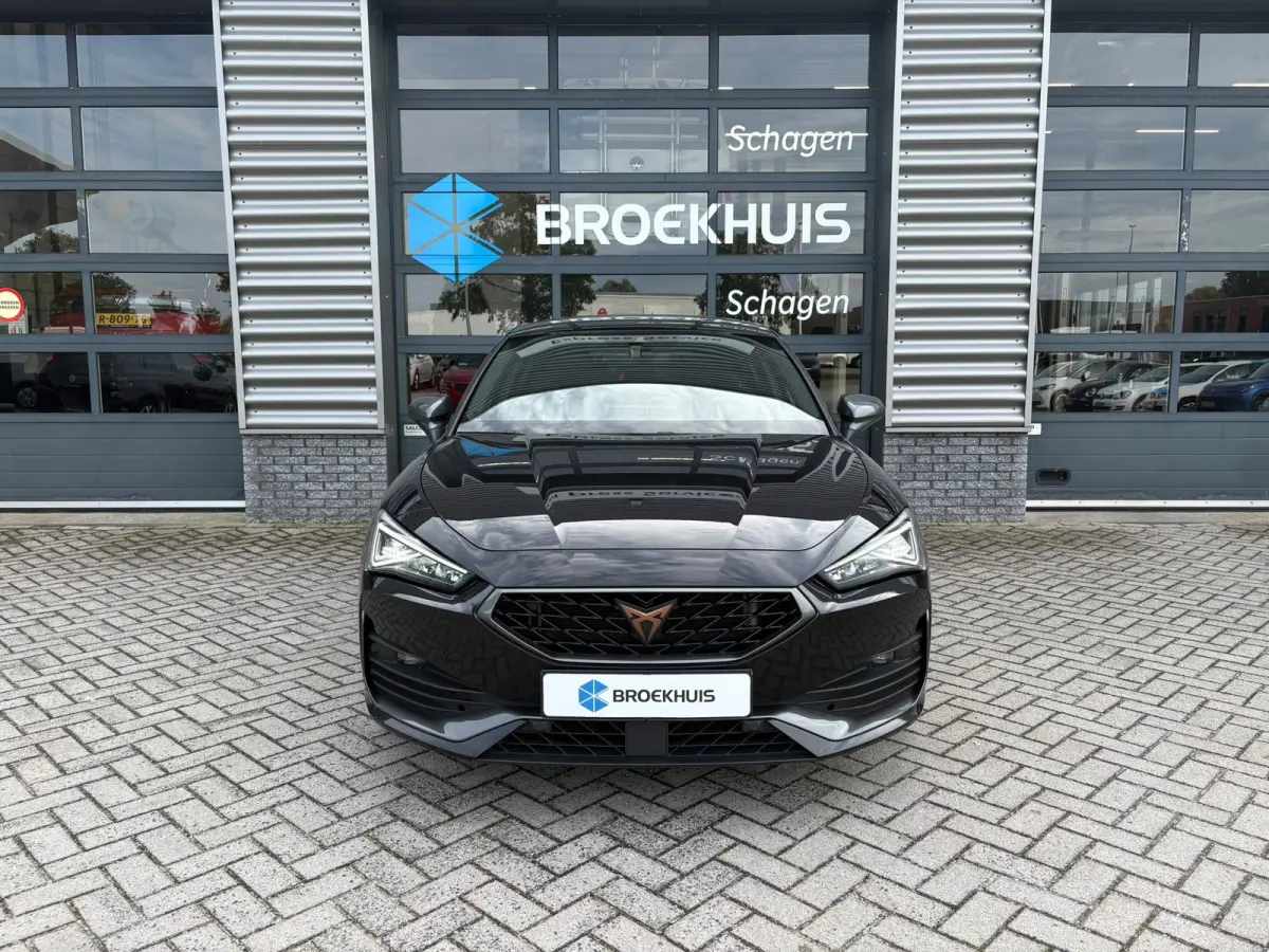 1.4 e-Hybrid 204 pk Essential 6-DSG | SoH 89,33% | Apple Carplay | Parkeersensoren | Cruise control adaptief |