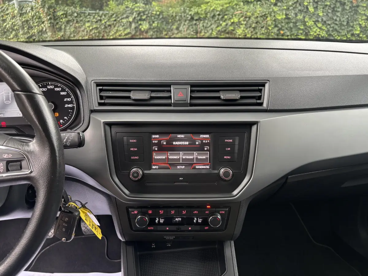 1.0 TSI Style|Bluetooth|PDC|Clima|Cruise Control