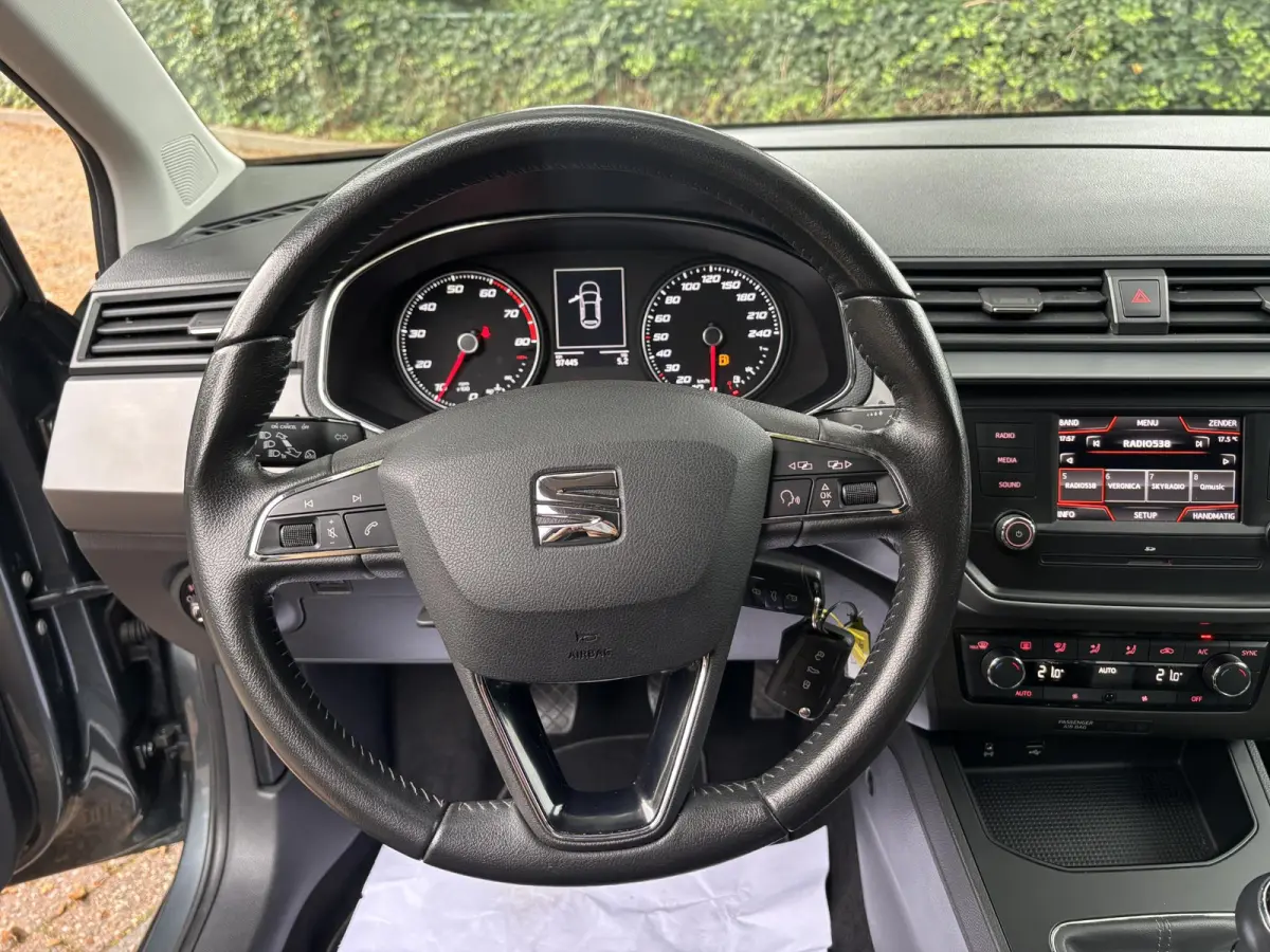 1.0 TSI Style|Bluetooth|PDC|Clima|Cruise Control