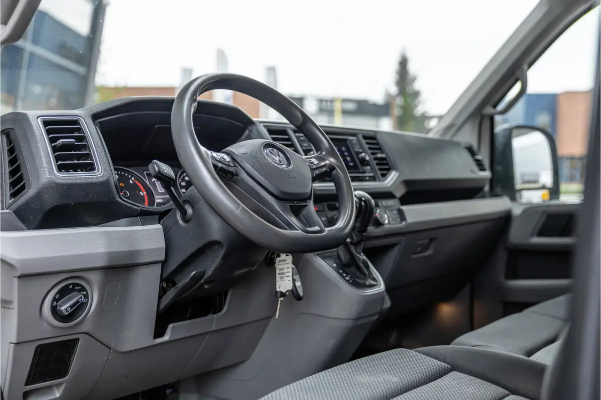 2.0 TDI 177PK L3H3 DSG | L+R Schuifdeur | Bi-Xenon | ACC | Standkachel | CarPlay | Camera | Trekhaak | Stoelverwarming | Nieuwe APK | Euro 6