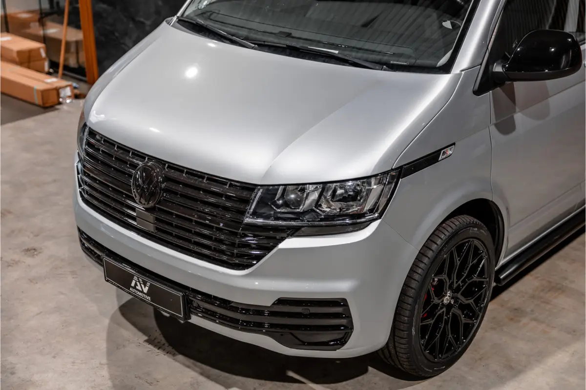 T6.1 2.0 TDI 150 PK L2H1 DSG | L+R Schuifdeur | ACC | CarPlay | Trekhaak | MF Stuur | 3-Zitter | DAB | Nieuwe APK