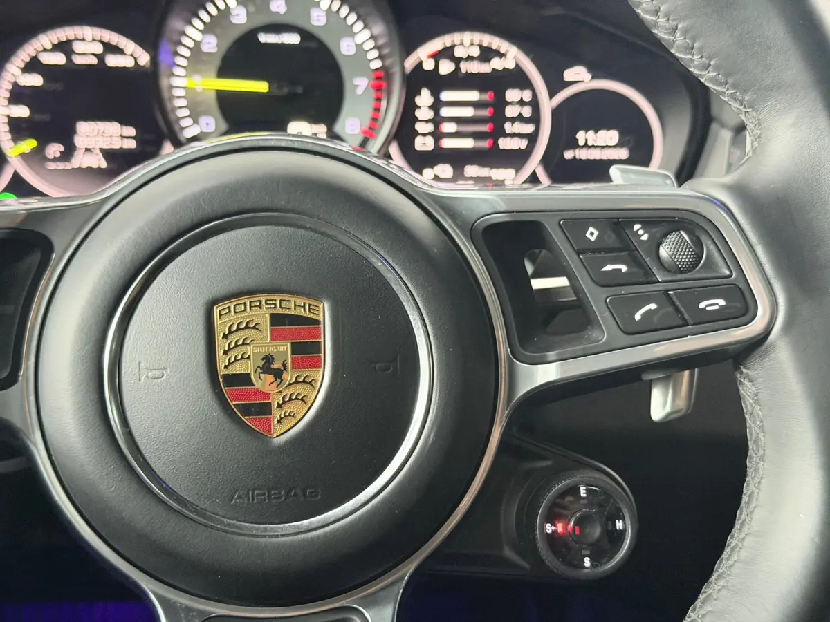 3.0 E-Hybrid Techart*SportChrono*HUD*360*
