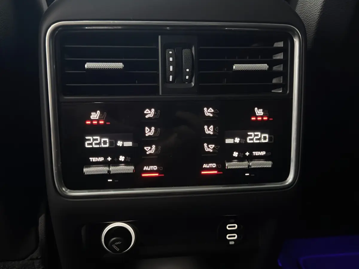 3.0 E-Hybrid Techart*SportChrono*HUD*360*