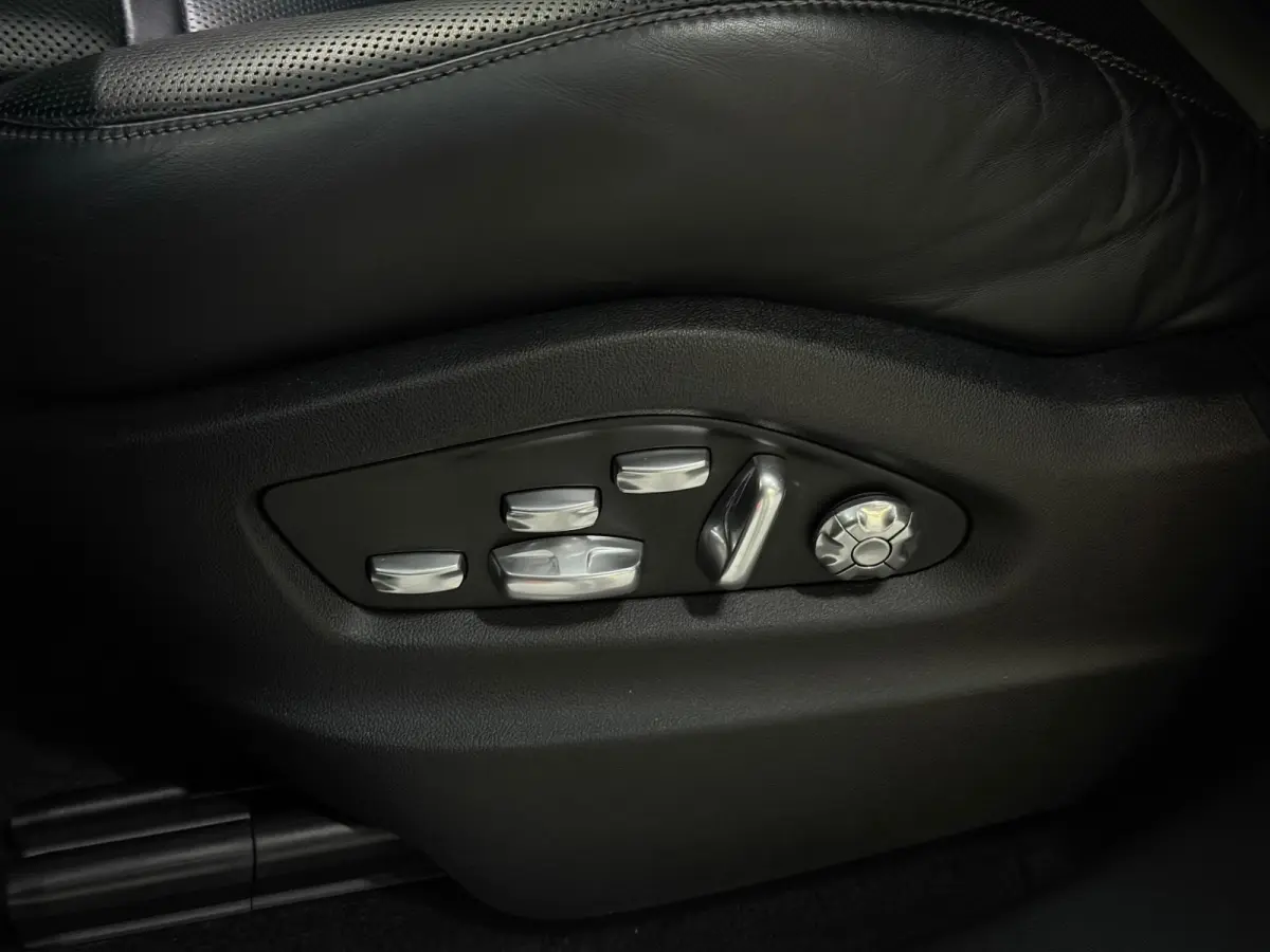 3.0 E-Hybrid Techart*SportChrono*HUD*360*