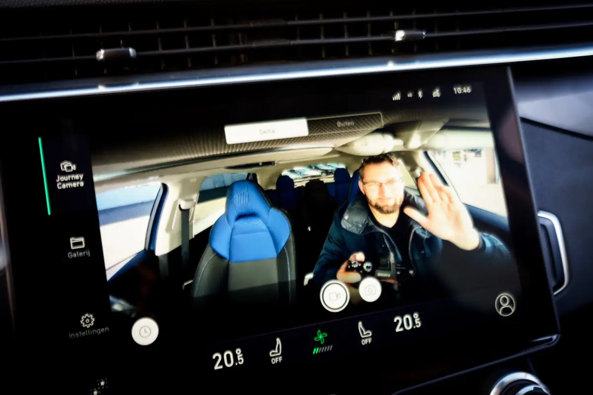 1.5 Plug-in Hybrid 262 Pk I Panoramadak I 75 km Elektrisch I 360 Camera I Infinity Audio I Full Map Navi I NL Auto I 20 inch. LMV l 1e eigenaar